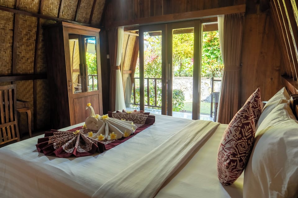 Deluxe Cottage | Desk, laptop workspace, free WiFi