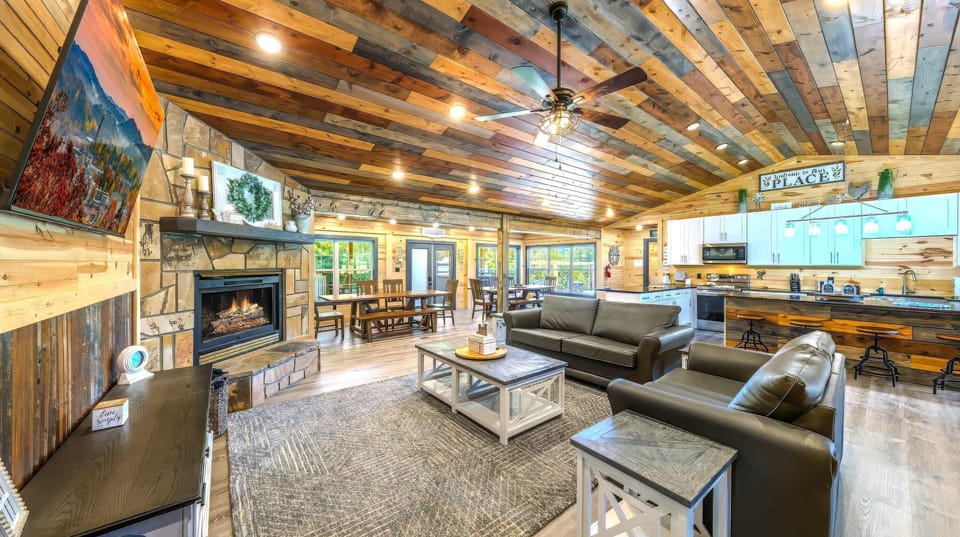 House, Accessible | 5 bedrooms, high-speed internet