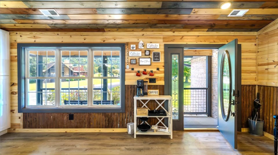 House, Accessible | 5 bedrooms, high-speed internet