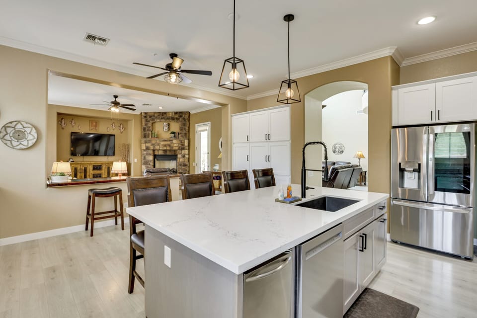 House (4 Bedrooms) | Interior