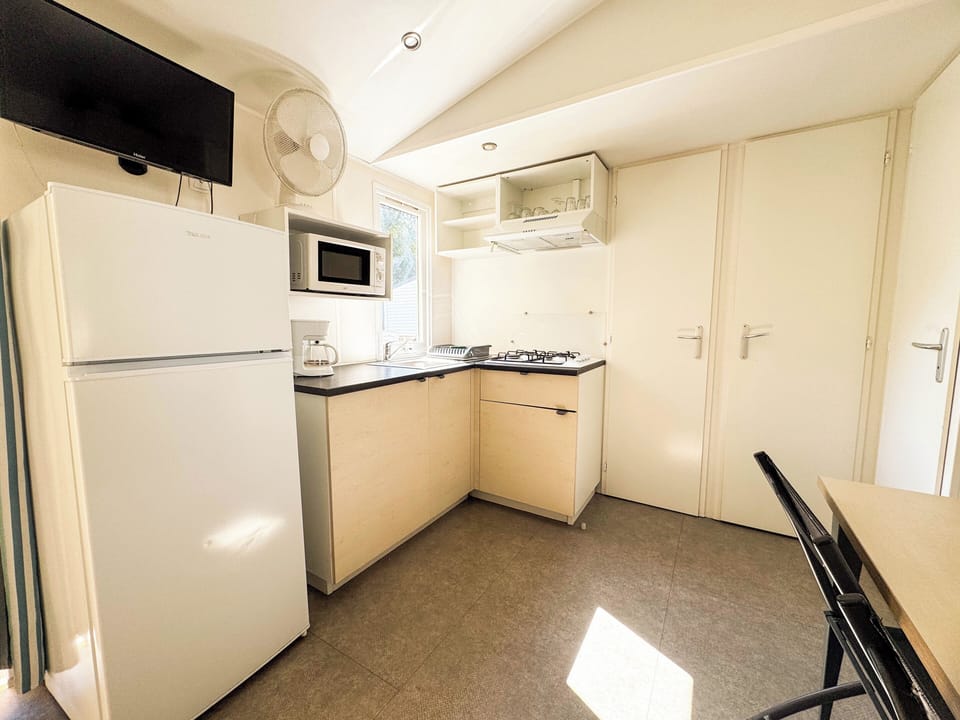 Microwave, highchair, cookware/dishes/utensils