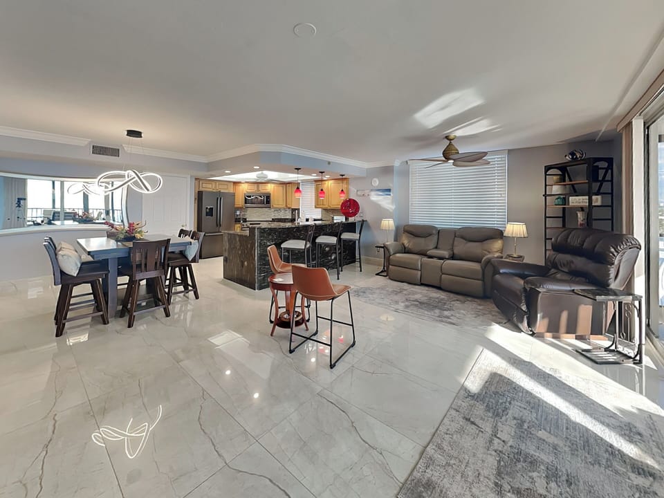 Open and Inviting Floor Plan