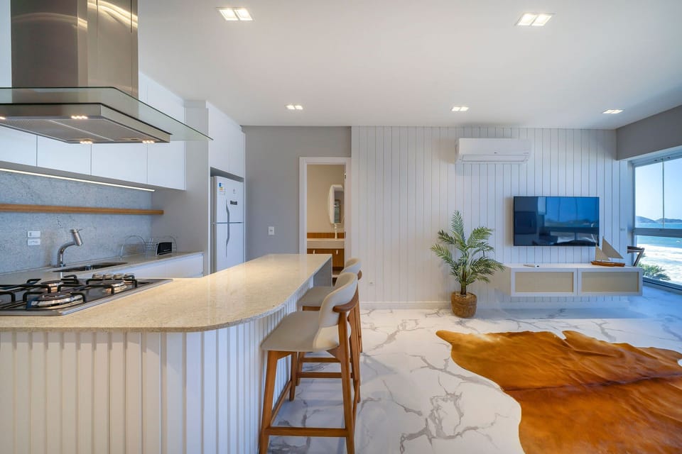 Apartment | Private kitchen | Dining tables
