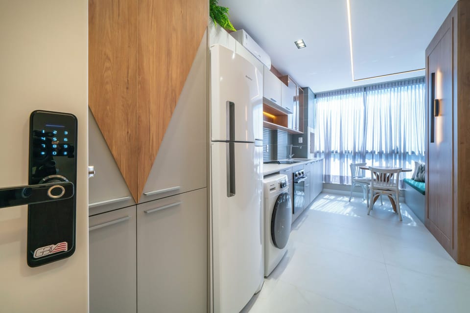 Deluxe Apartment, Lanai, City View | Free WiFi