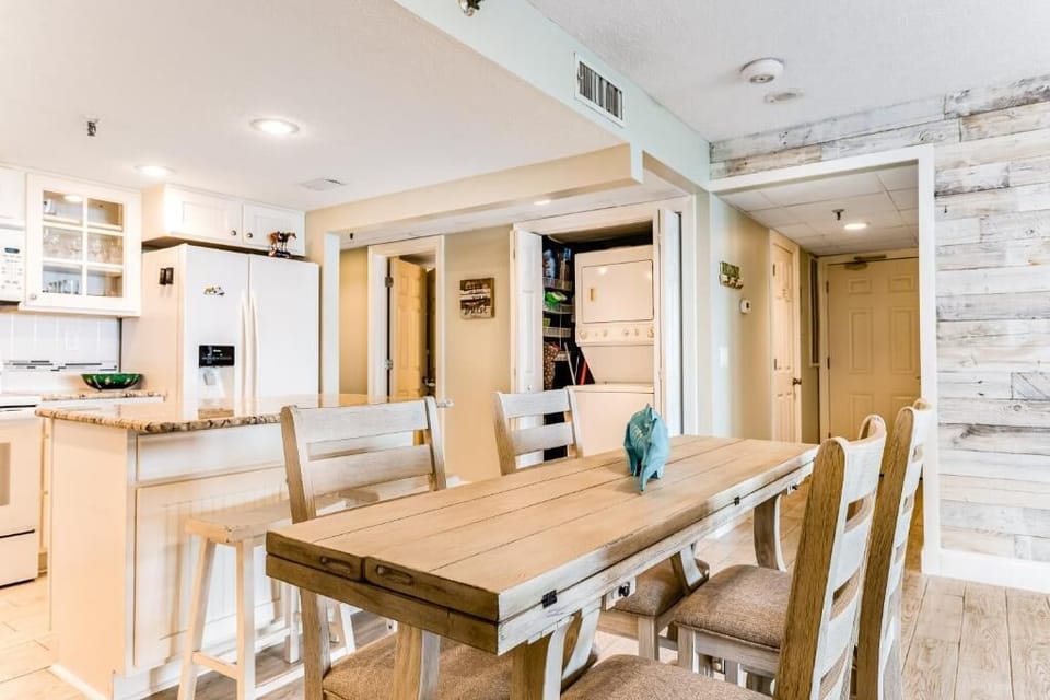 Condo, Multiple Beds (Watercrest 110) | Dining