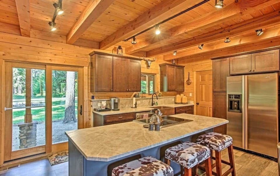 Kitchen 7