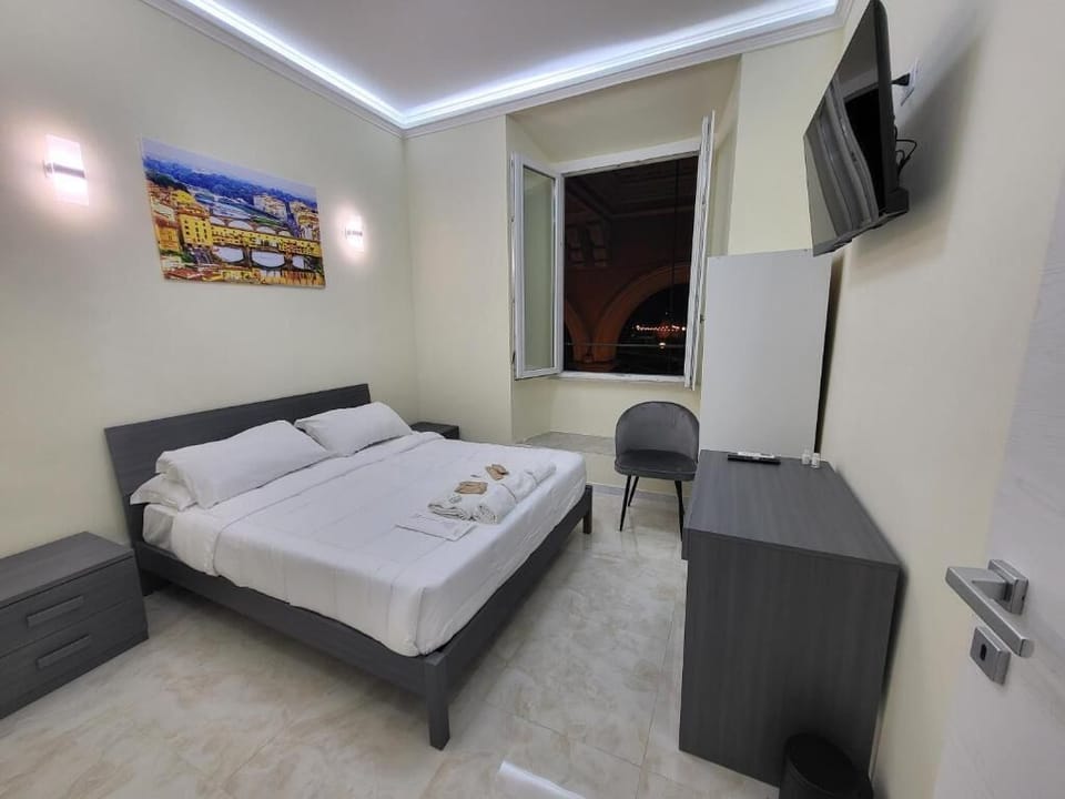 Deluxe Double Room, City View | Desk, iron/ironing board, free WiFi