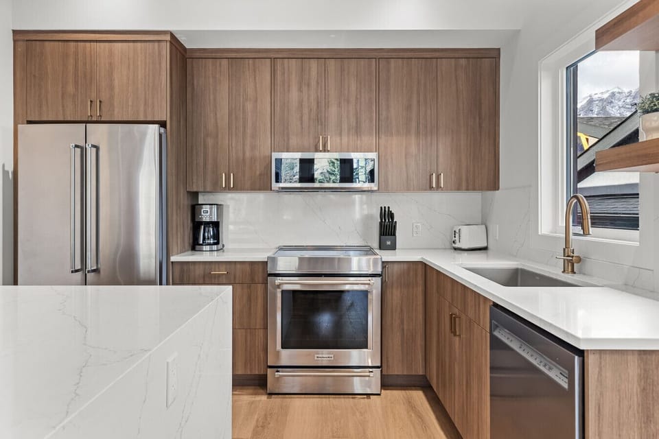 All brand-new stainless steel appliances
