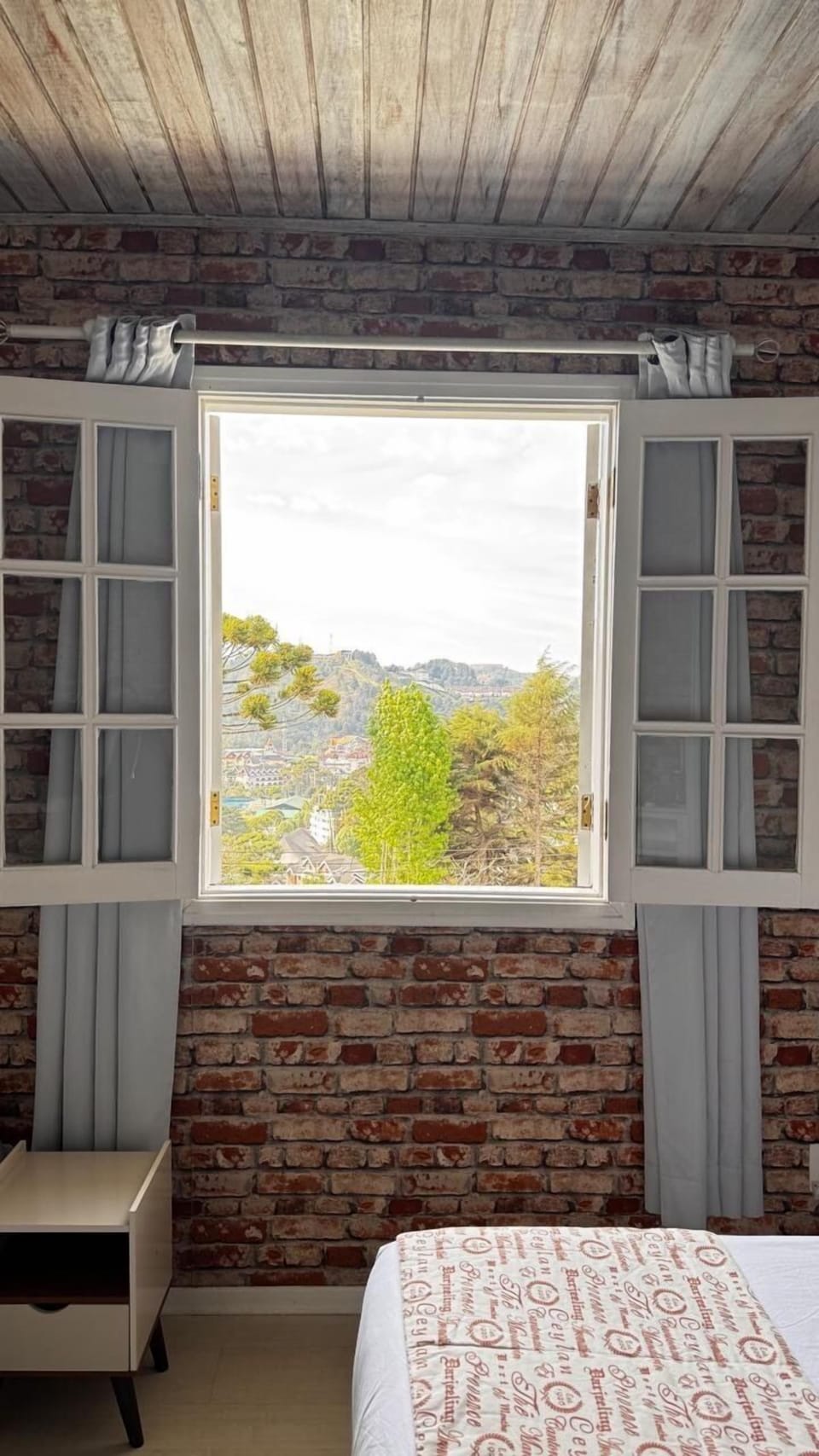 Deluxe Triple Room, City View | City view