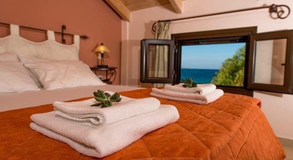 Exclusive Suite, 2 Bedrooms | Cribs (surcharge), rollaway beds (surcharge), WiFi (free)