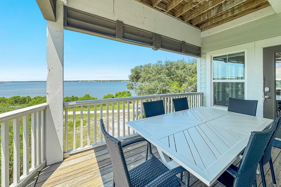 Gather inside or step out for al fresco dining with a breeze