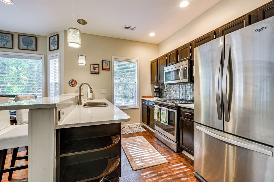 Kitchen | Drip Coffee Maker & Keurig | Central A/C & Heating