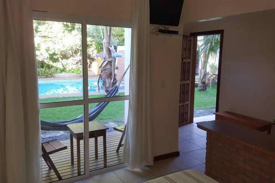 Suite | Living area | 32-inch flat-screen TV with digital channels, TV