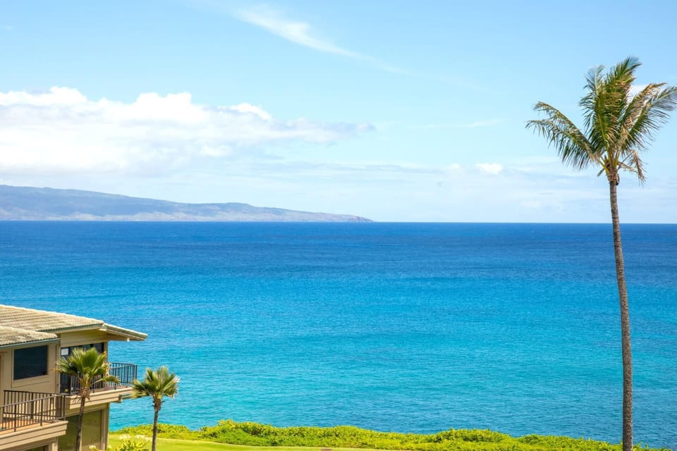 Where ocean blues meet vacation dreams—just add sunscreen, sunglasses, and a cold drink    KBV-24B2
