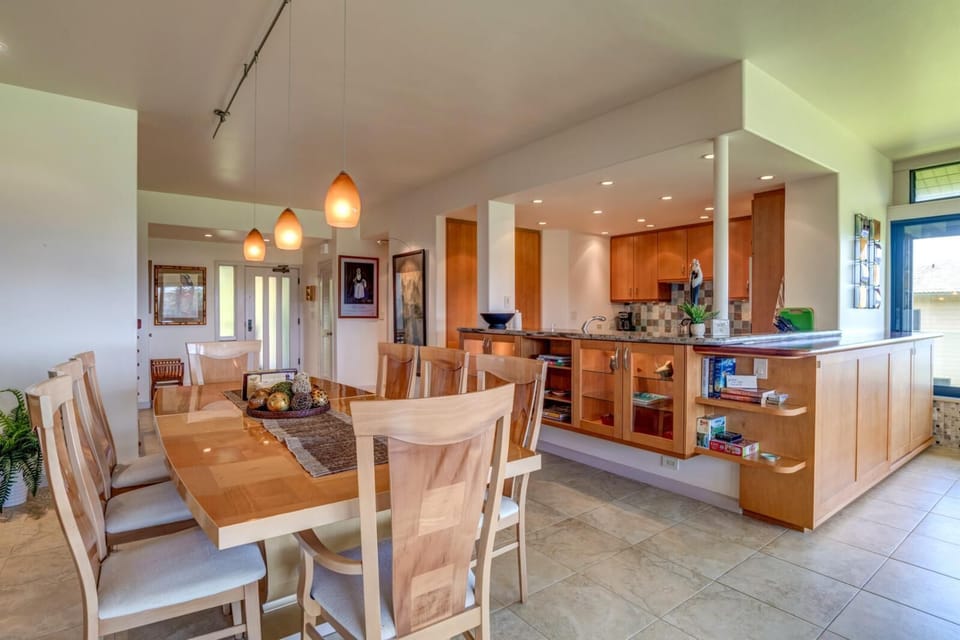 Dine in radiant style surrounded by natural wood finishes, glowing pendant lights, and a view that never gets old     KRV-722