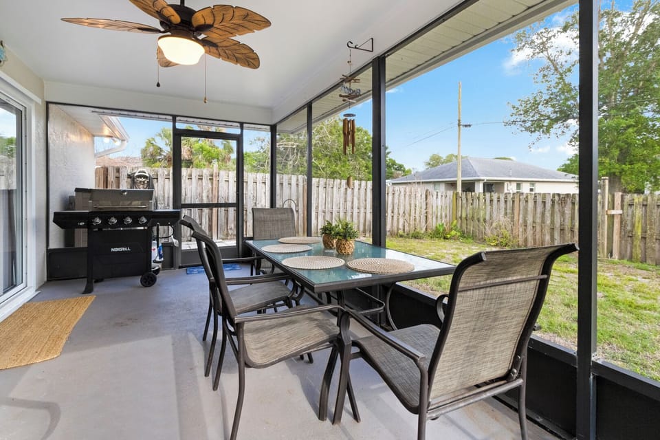 Large screened-in outdoor patio