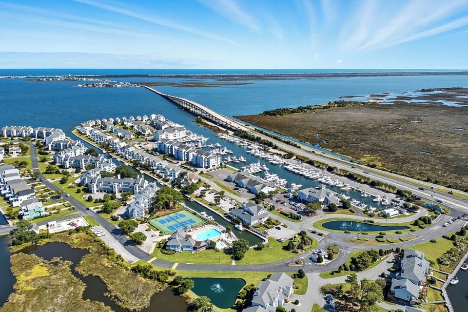Pirate's Cove Community