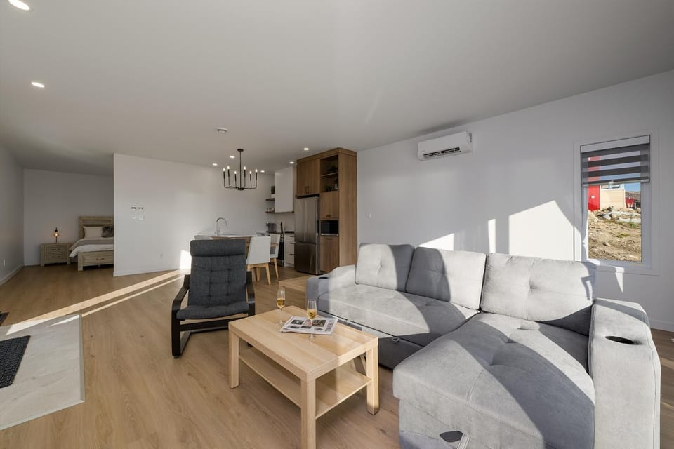 Relax, put your feet up, and enjoy the perfect blend of comfort and style.
