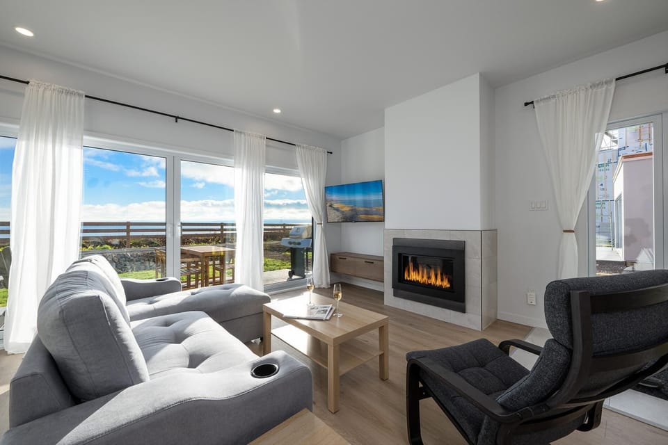 End your day with a fire and panoramic views, Charlevoix at your doorstep.
