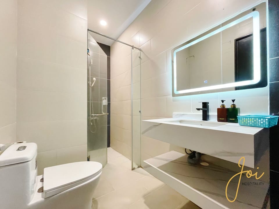 Family Double Room, 2 Queen Beds | Bathroom | Shower, hair dryer, slippers, towels