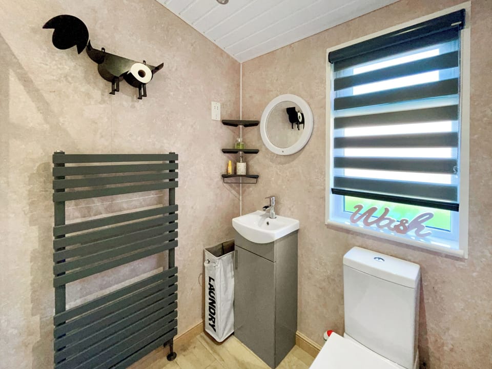 Bathroom | Haven Lodge, Banchory