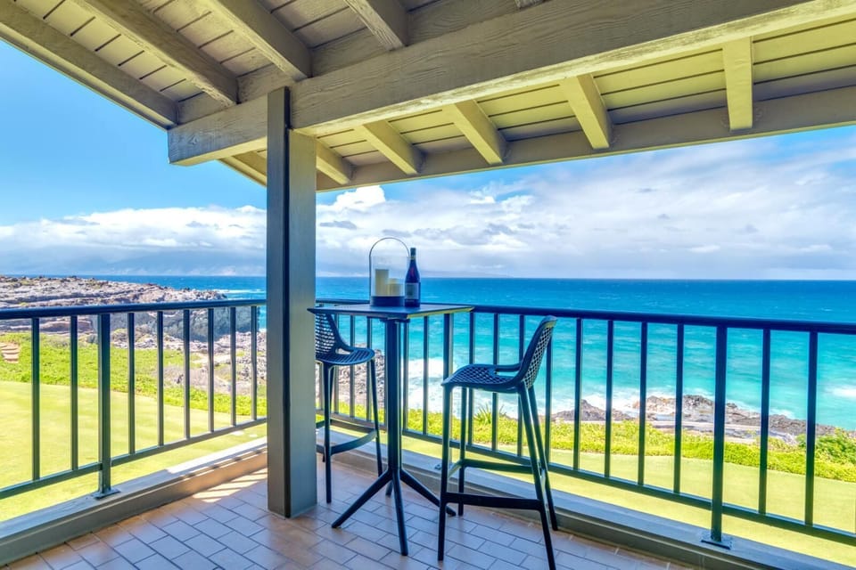  Sippin’ wine with a side of ocean breeze and cliffside vibes—because landlocked living is soooo last season    KBV-26B1