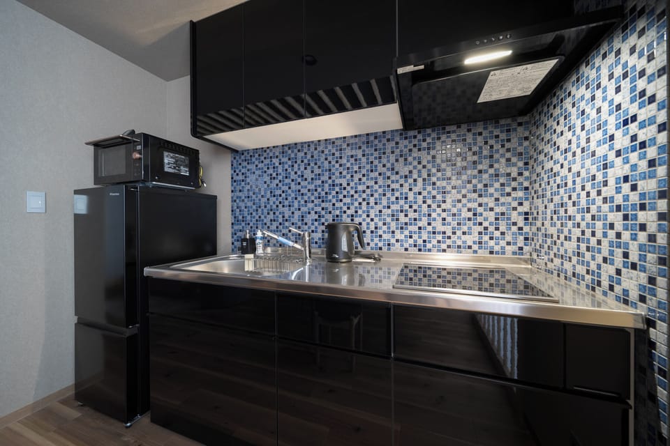 [SAKURA] Comfort Room Rental with Hot Spring, Non smoking | Private kitchen | Full-size fridge, microwave, oven, stovetop