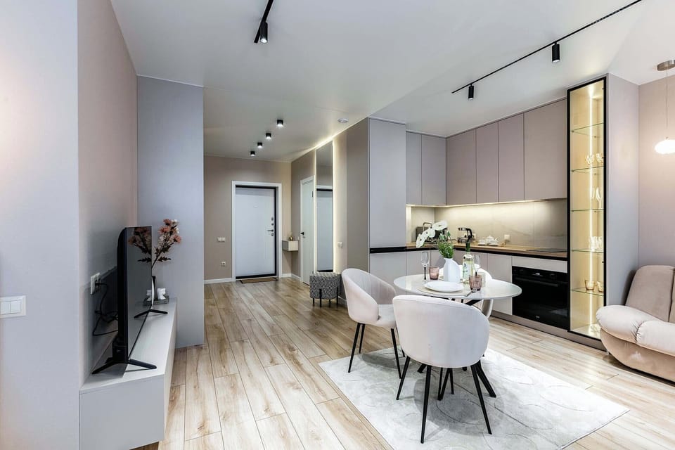 Classic Apartment, Balcony, Courtyard View | Living area | 40-inch LCD TV with digital channels