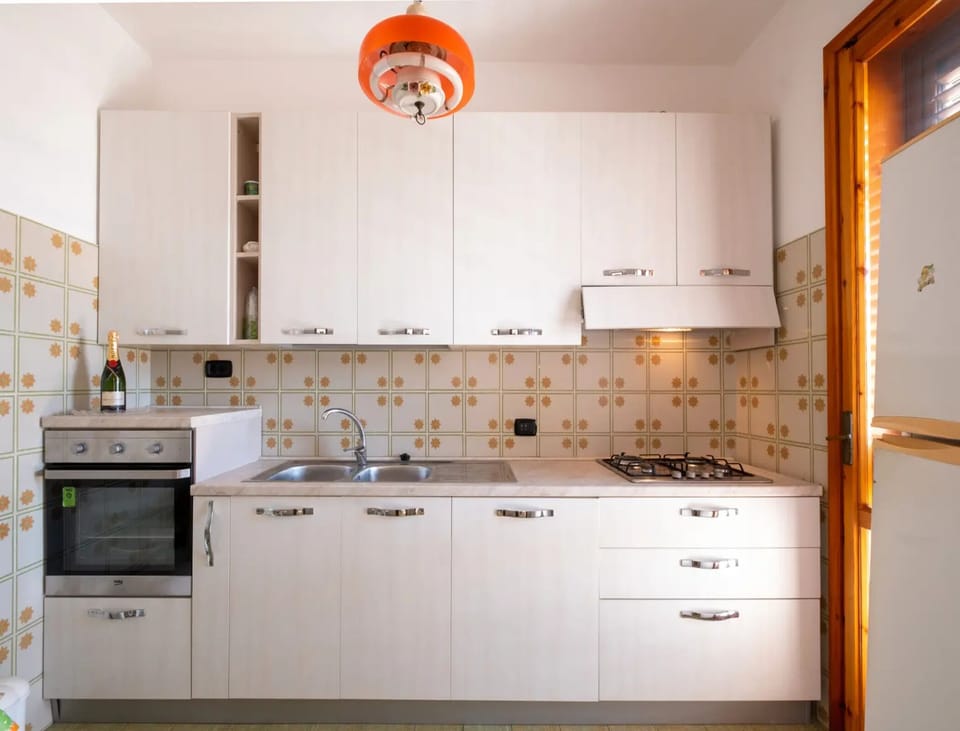 Apartment, Balcony, City View | Private kitchen | Fridge, oven, stovetop, espresso maker