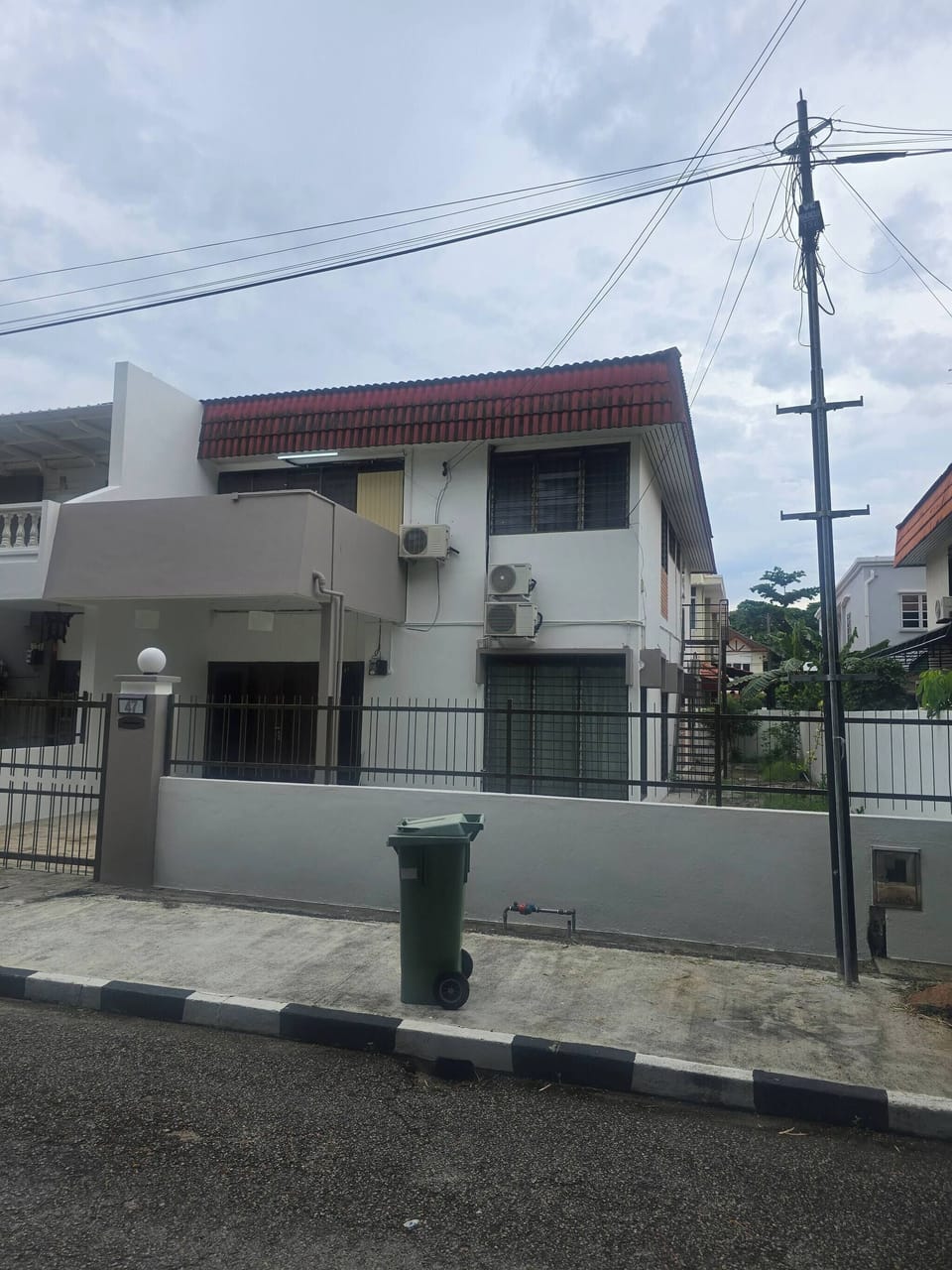 House, 5 Bedrooms, Smoking, Balcony | Exterior