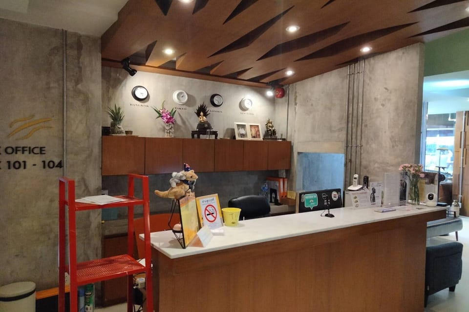 Entrance / Reception