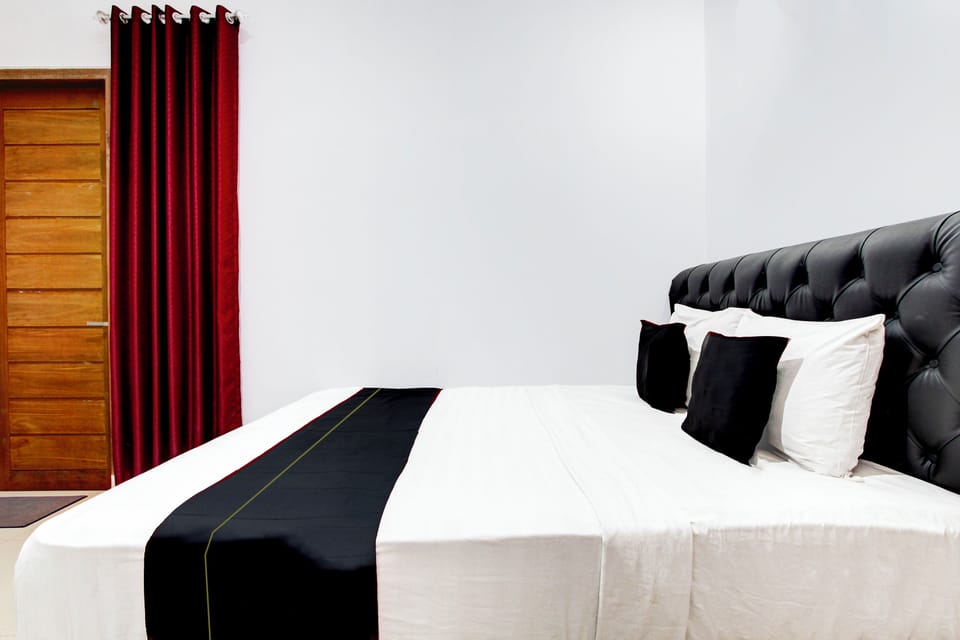 Standard Room | Free WiFi, bed sheets