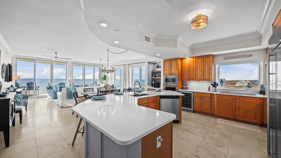 Mustique 801 - Kitchen with all essential appliances, ready for cooking and meal prep.