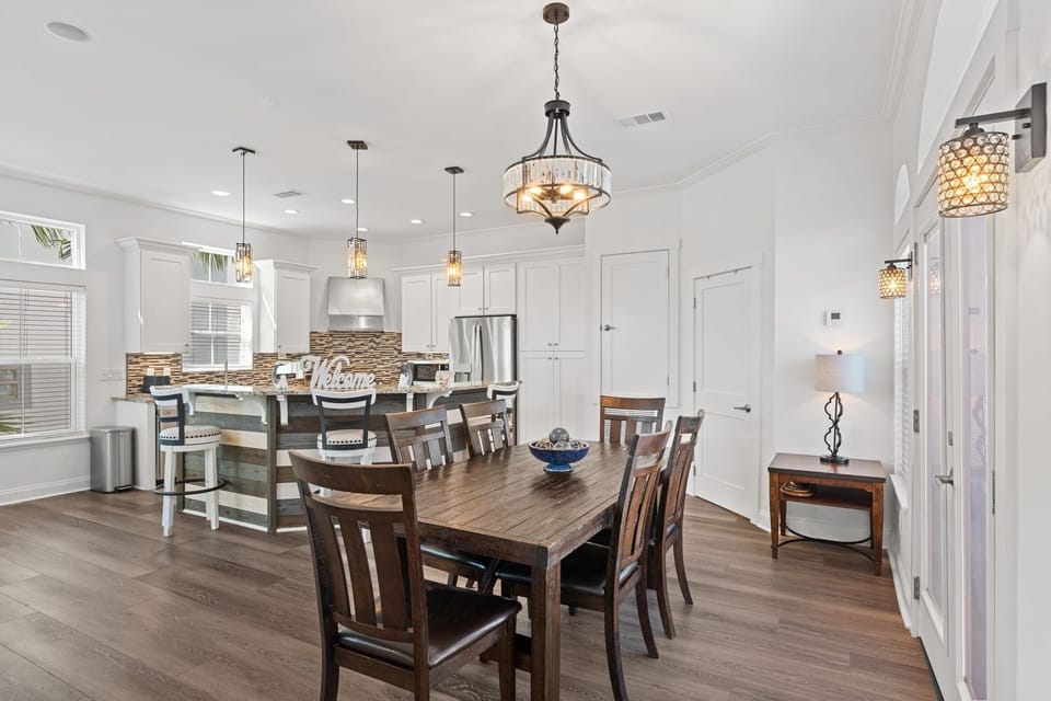 House, 3 Bedrooms | Dining