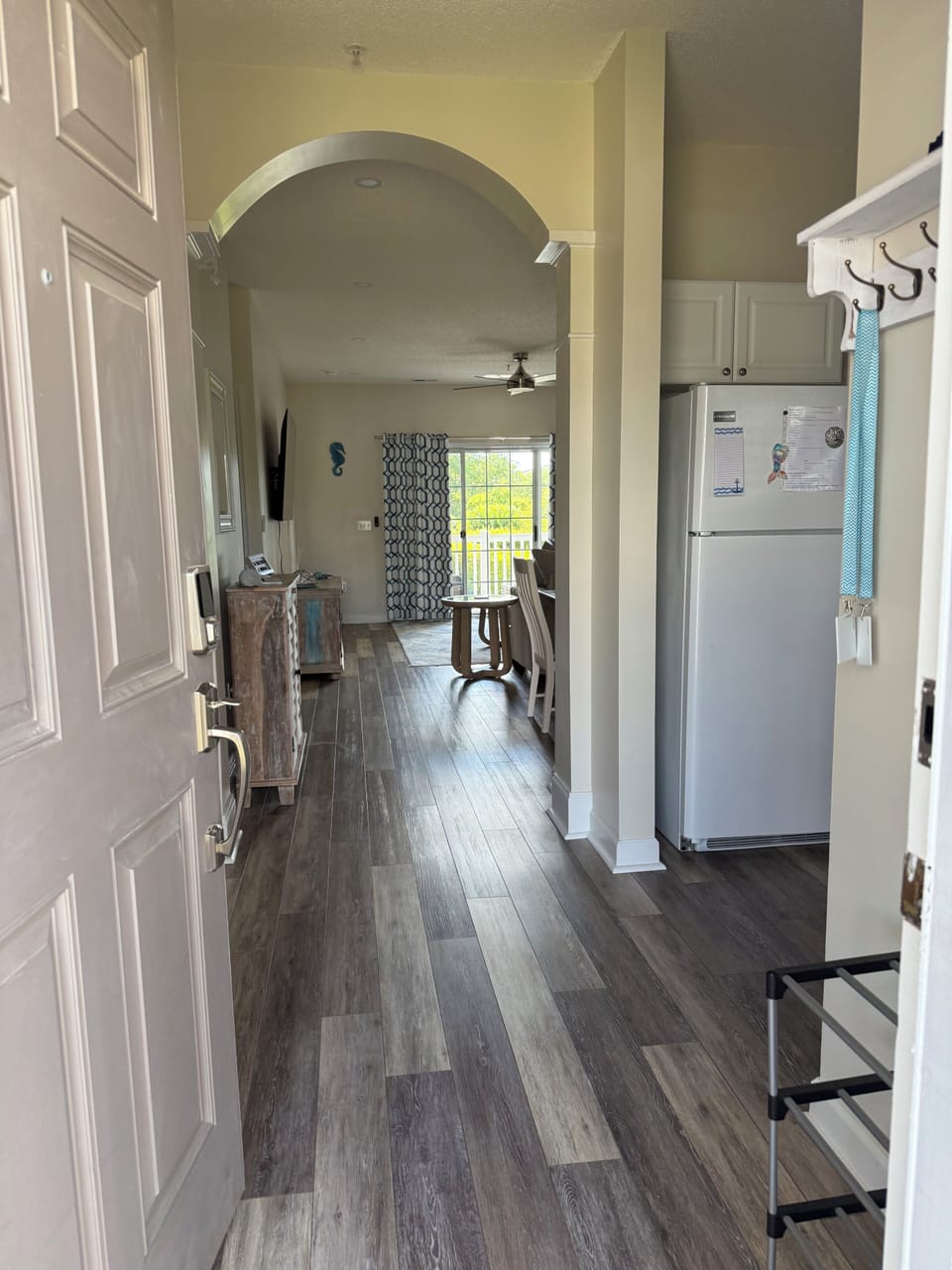 Entry way into condo