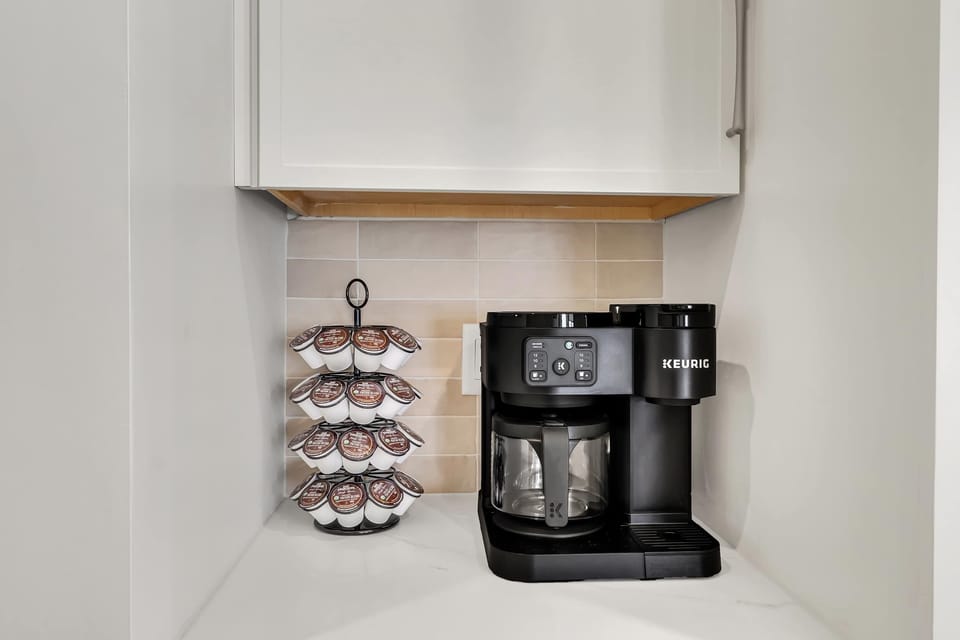 Keurig coffee maker and organic Don Francisco pods/grounds provided