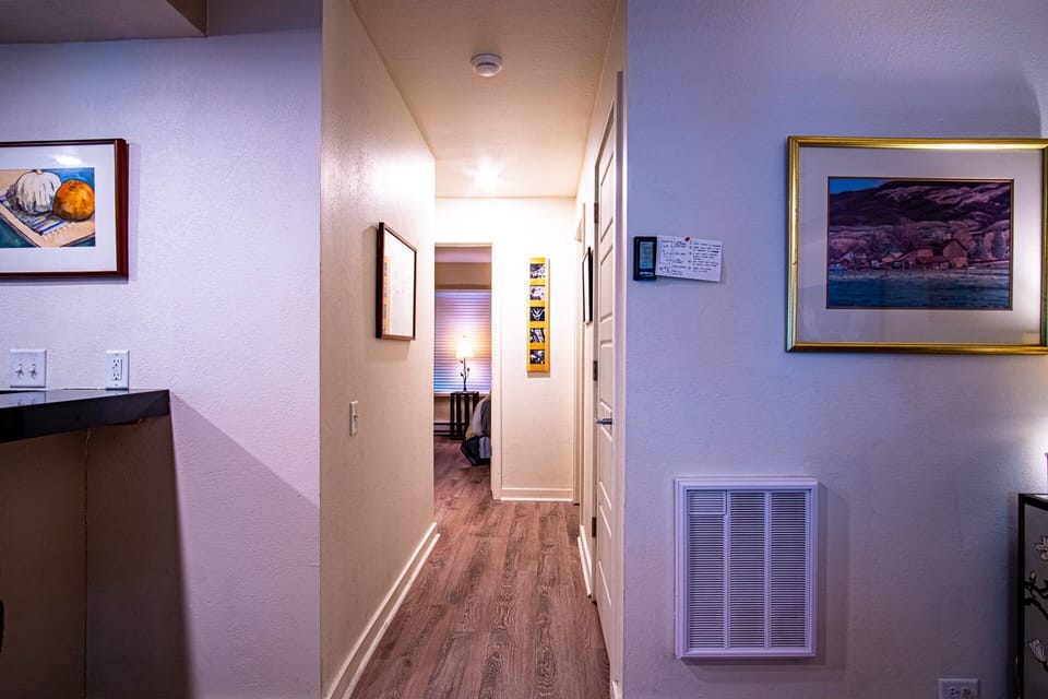Condo, Multiple Beds, Fireplace, Mountain View (Sun Valley Condo 139) | Interior