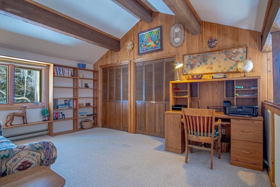House, Multiple Beds, Patio, Mountain View (104 Juniper-Elkhorn) | Interior