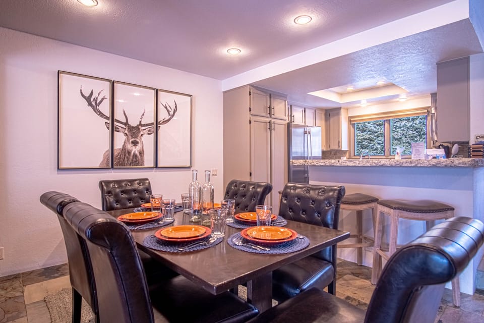 Condo, Multiple Beds, Patio, Mountain View (Ridge Condo 2601) | Dining