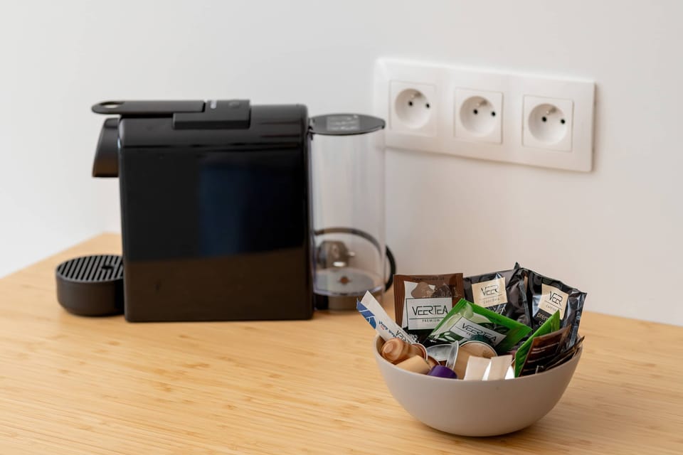 A coffee machine with a capsule set lets you enjoy your favorite drink at any time of the day.

