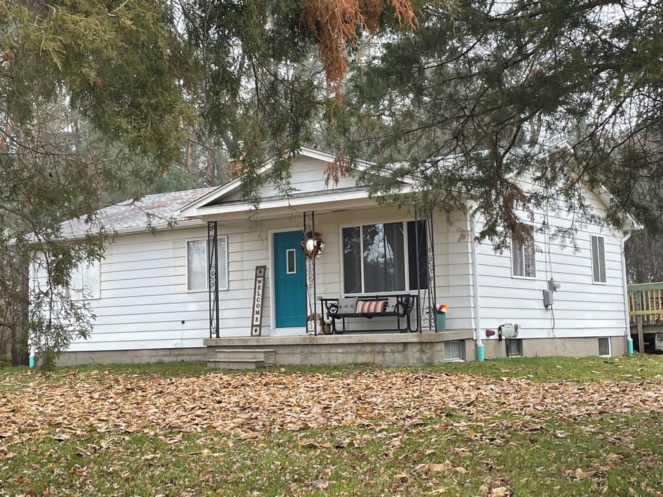 Front view as you approach the home