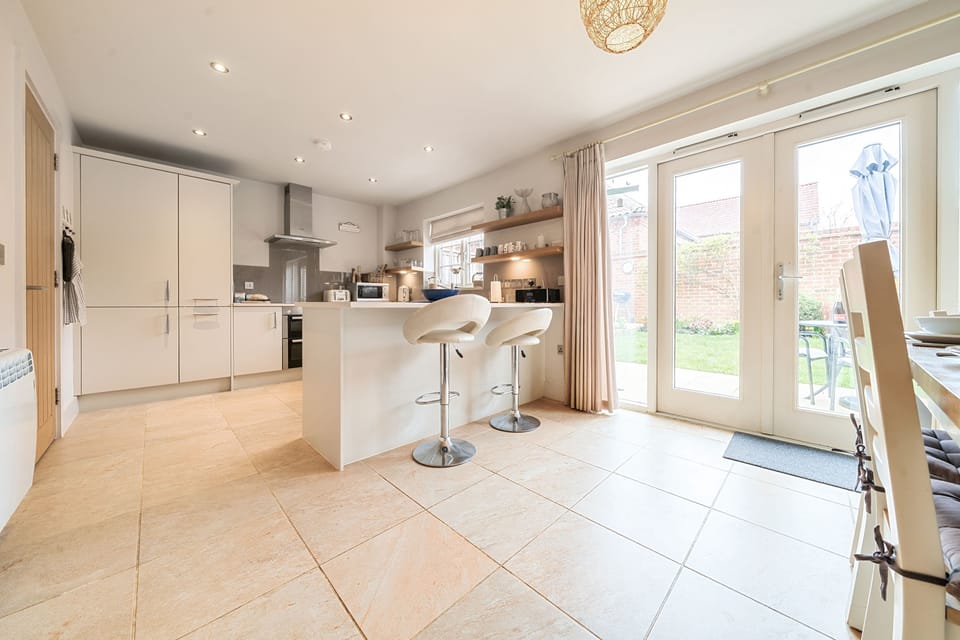 open plan kitchen dining area