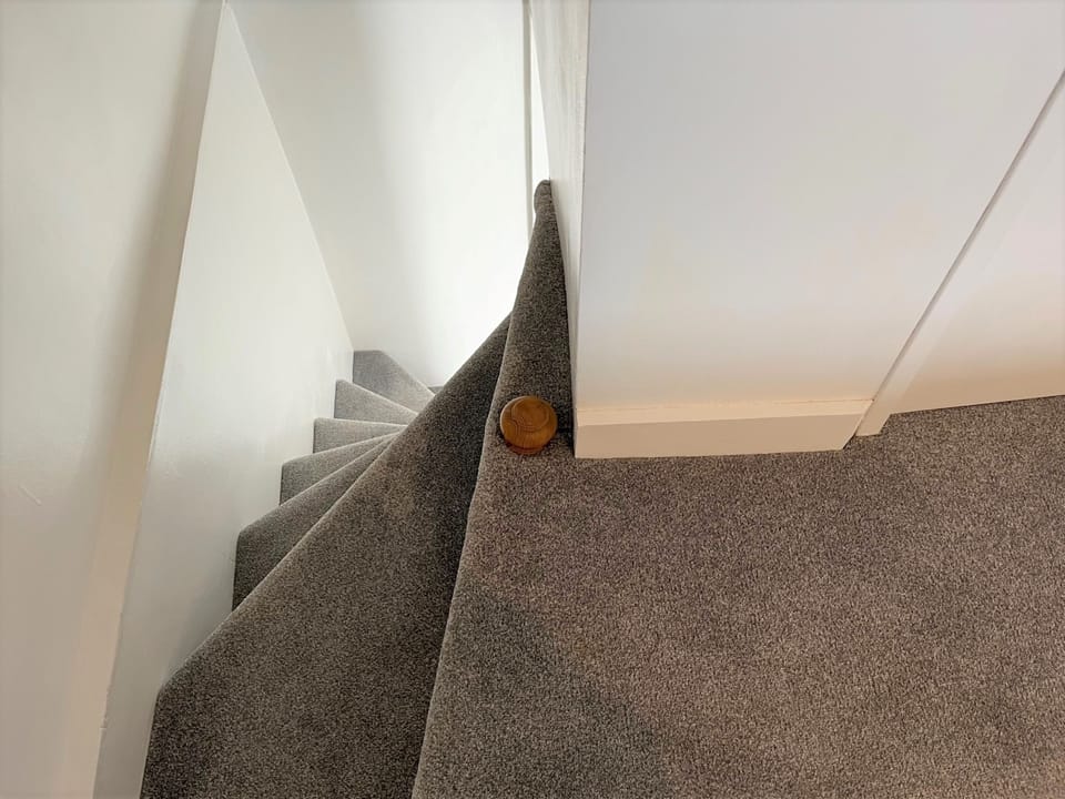 stairs from second floor