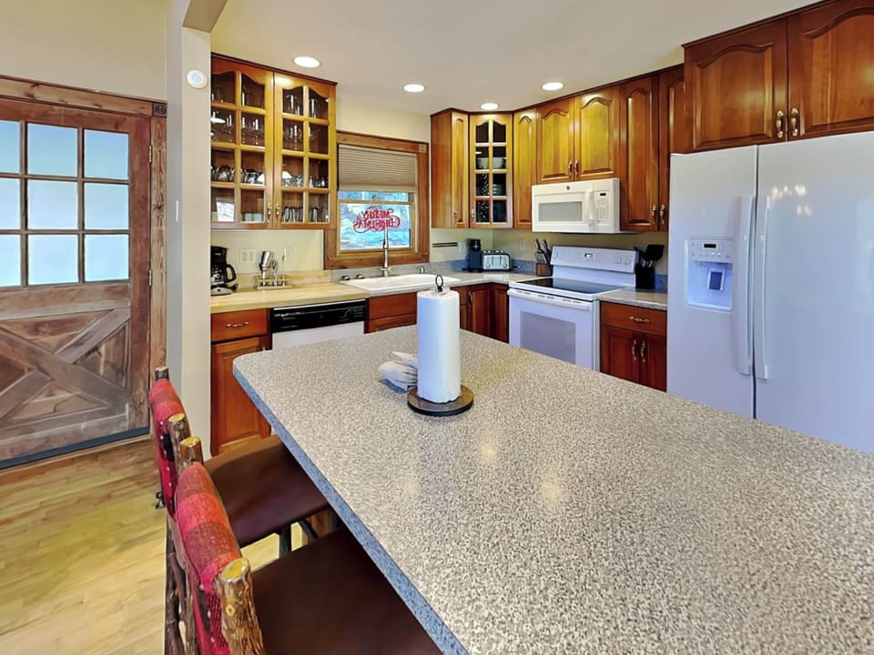 Studio (4 Bedrooms) | Property amenity