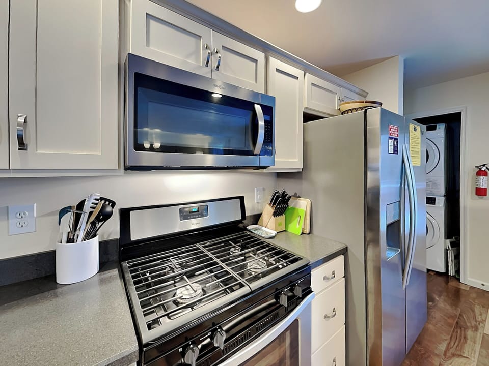 House (3 Bedrooms) | Property amenity