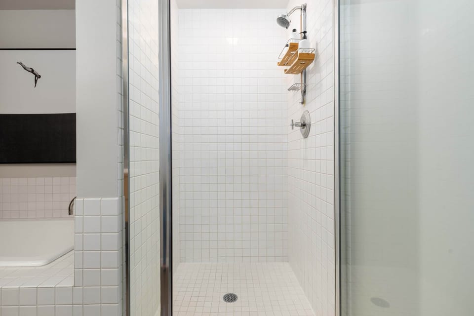 2100 16th st 300 32