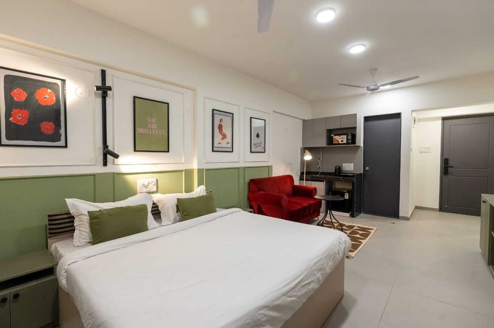 Deluxe Studio | Iron/ironing board (on request), WiFi (free)