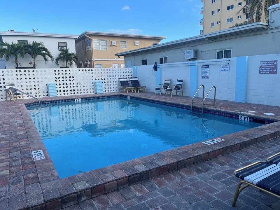 Pelican Private Pool 