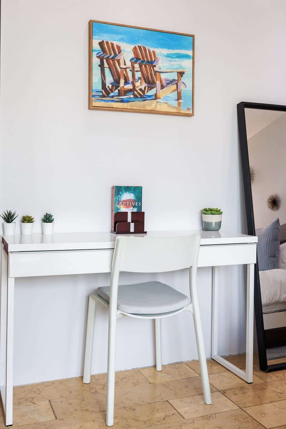 Studio, 1 Queen Bed, Patio, City View (Ambasdor 405) | Interior
