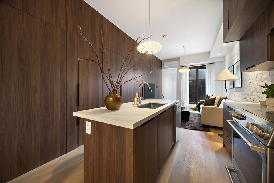 The Second Suite | Living area